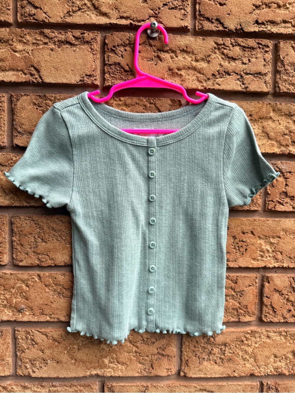 10/$25 • wonder nation Sage Green Ribbed Button-Front Tee